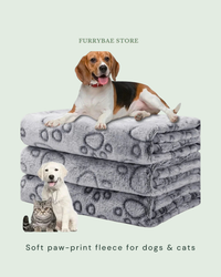 Soft paw-print fleece for dogs & cats